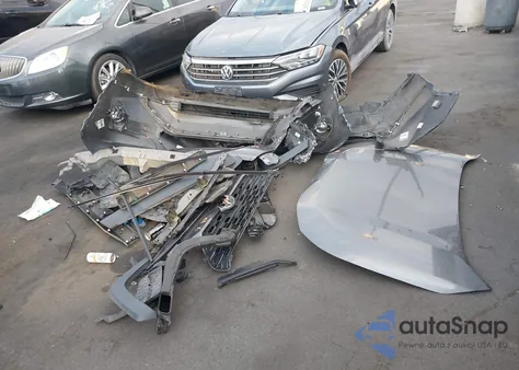 2021 Toyota Rav4 Xle Premium from USA, damaged, VIN 2T3C1RFV4MC137558